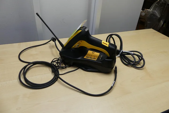 Datalogic PowerScan Handheld-Scanner mit Ladestation Modell: PowerScan